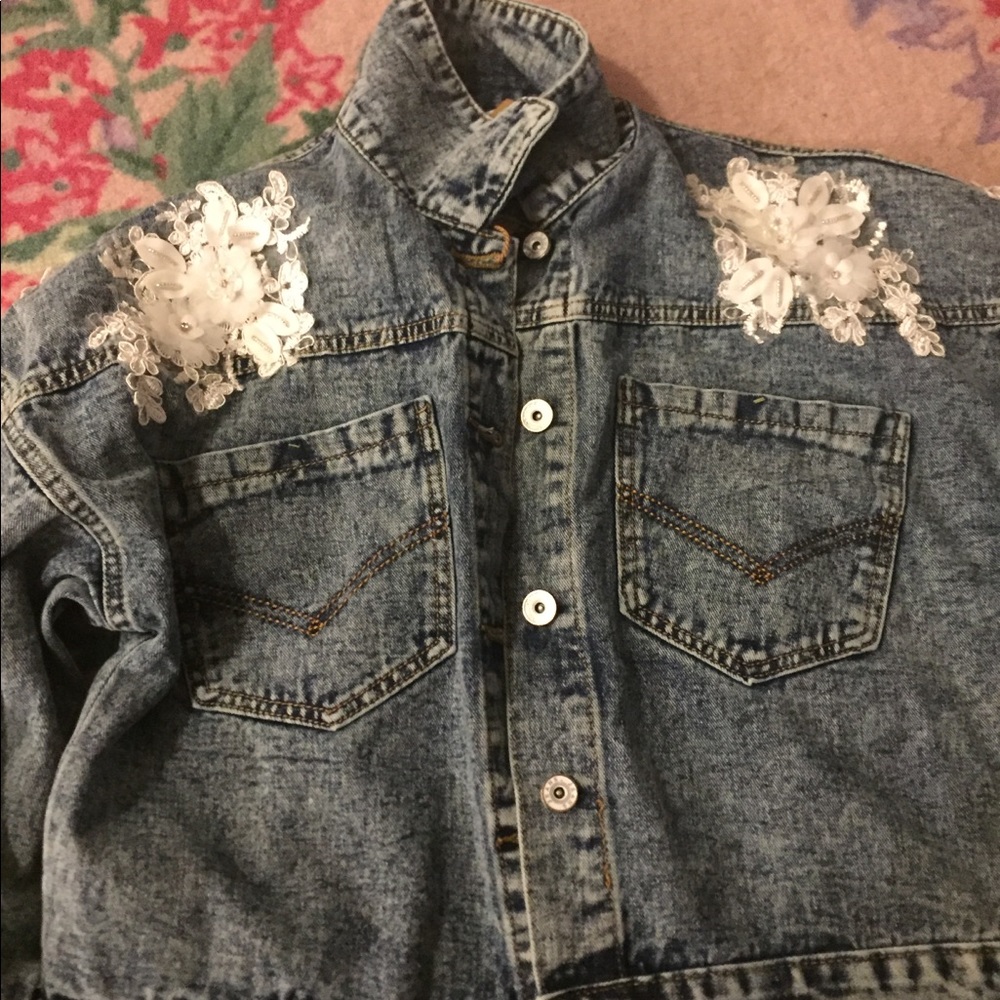 Lace Jacket🌹 - Picture 3 of 5